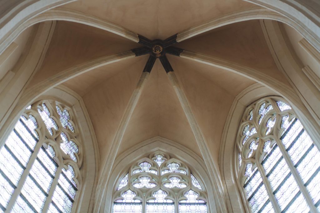 arches on the ceiling inside the st peter's church in leuven